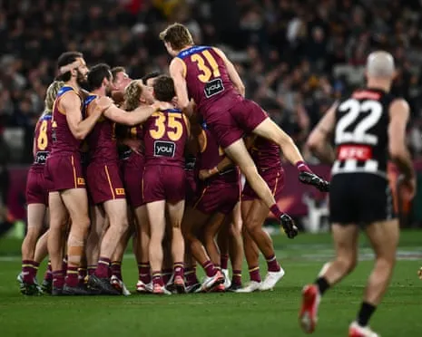 Brisbane Crush Collingwood to Claim Championship Showdown With Geelong